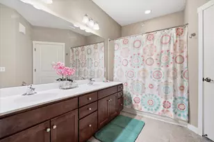 1070 Grandview Ct NE, Columbia Heights, MN 55421 - Photo 33