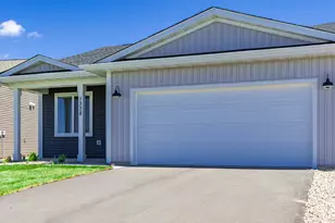 1338 Rose St, New Richmond, WI 54017 - Photo 7