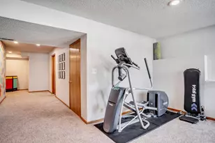 4222 Yorktown Dr, Eagan, MN 55123 - Photo 37