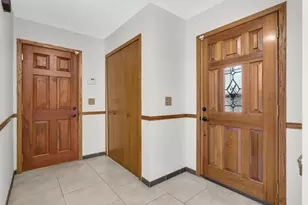 1182 Limestone Dr S, Shakopee, MN 55379 - Photo 3