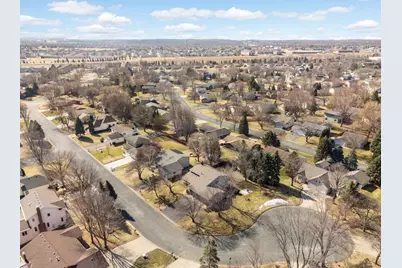 1182 Limestone Drive S, Shakopee, MN 55379 - Photo 29