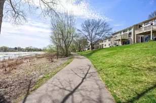 1454 Summit Shores Dr, Burnsville, MN 55306 - Photo 5