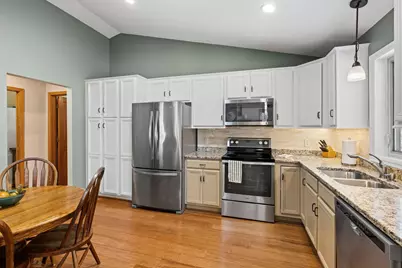 1454 Summit Shores Drive, Burnsville, MN 55306 - Photo 21