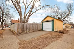 4659 Emerson Ave N, Minneapolis, MN 55412 - Photo 41