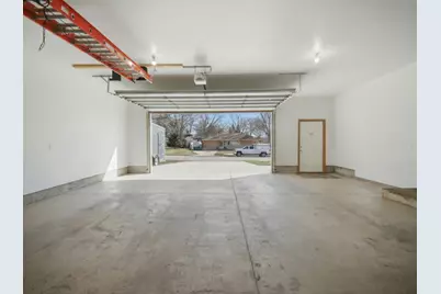 318 Thomas Avenue, Owatonna, MN 55060 - Photo 25