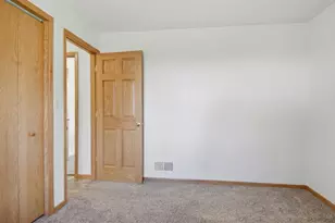 318 Thomas Ave, Owatonna, MN 55060 - Photo 15