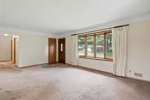 4109 Cleveland St NE, Columbia Heights, MN 55421 - Photo 9