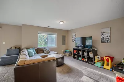 1878 Christensen Avenue, West Saint Paul, MN 55118 - Photo 11