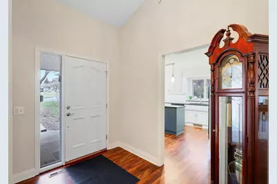 10395 Fawns Way, Eden Prairie, MN 55347 - Photo 5