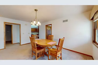 64 Conner Circle SW, Rochester, MN 55902 - Photo 7