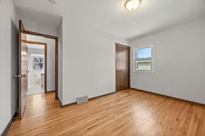 9917 Pillsbury Avenue S, Bloomington, MN 55420 - Photo 31