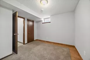 9917 Pillsbury Ave S, Bloomington, MN 55420 - Photo 61