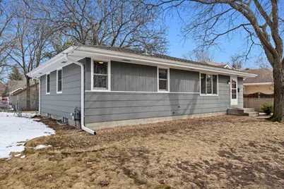 9917 Pillsbury Avenue S, Bloomington, MN 55420 - Photo 11