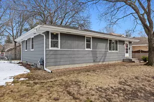 9917 Pillsbury Ave S, Bloomington, MN 55420 - Photo 11