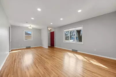 9917 Pillsbury Avenue S, Bloomington, MN 55420 - Photo 19