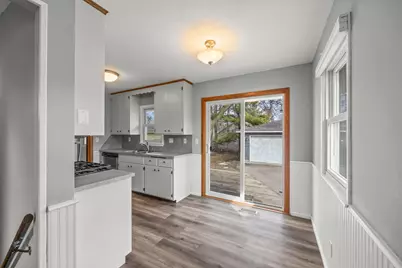 9917 Pillsbury Avenue S, Bloomington, MN 55420 - Photo 43