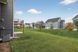 6352 Red Cedar Dr, Chaska, MN 55318 - Photo 29