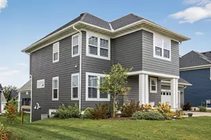 6352 Red Cedar Dr, Chaska, MN 55318 - Photo 25