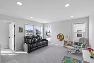 6352 Red Cedar Dr, Chaska, MN 55318 - Photo 11