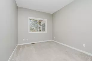 469 Roundhouse St, Shakopee, MN 55379 - Photo 17