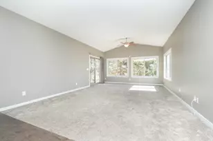 469 Roundhouse St, Shakopee, MN 55379 - Photo 5