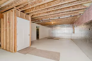 469 Roundhouse St, Shakopee, MN 55379 - Photo 21