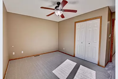 1595 Spinaker Drive, Woodbury, MN 55125 - Photo 43