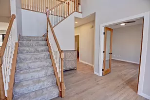 1595 Spinaker Dr, Woodbury, MN 55125 - Photo 5