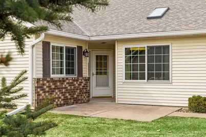 7638 Newbury Road, Woodbury, MN 55125 - Photo 3