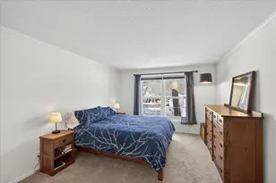 7555 W 110th St, Bloomington, MN 55438 - Photo 9