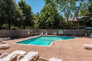 7555 W 110th St, Bloomington, MN 55438 - Photo 19