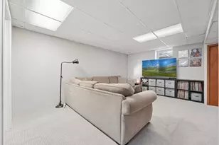 6734 Russell Ave S, Richfield, MN 55423 - Photo 29