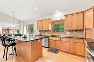14335 48th Ave N, Plymouth, MN 55446 - Photo 9