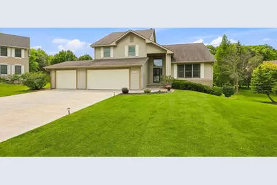 14335 48th Avenue N, Plymouth, MN 55446 - Photo 1