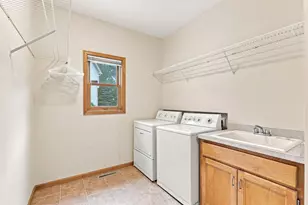 14335 48th Ave N, Plymouth, MN 55446 - Photo 37