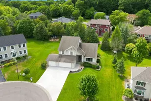 14335 48th Ave N, Plymouth, MN 55446 - Photo 3