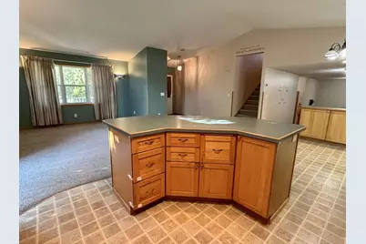 322 Oriole Avenue N, Thief River Falls, MN 56701 - Photo 7