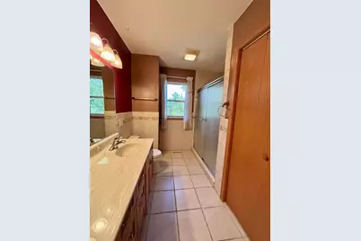 322 Oriole Avenue N, Thief River Falls, MN 56701 - Photo 31