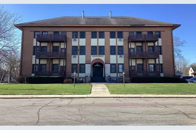 913 Abbott Street #204, Albert Lea, MN 56007 - Photo 1