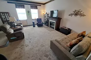 913 Abbott St, Albert Lea, MN 56007 - Photo 5