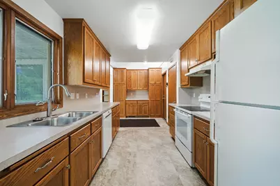 2000 Ordway Street, Golden Valley, MN 55422 - Photo 7