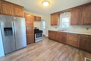 8325 Westwood Rd, Brooklyn Park, MN 55444 - Photo 7