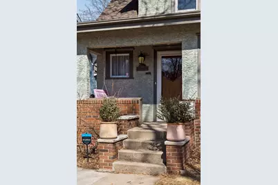 1141 Hyacinth Avenue E, Saint Paul, MN 55106 - Photo 3