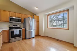 2907 Devonshire Cir, Woodbury, MN 55125 - Photo 9