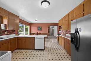 420 5th St SE, Pine Island, MN 55963 - Photo 9