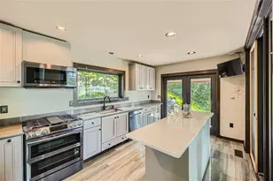 1020 Lake St N, Prescott, WI 54021 - Photo 9