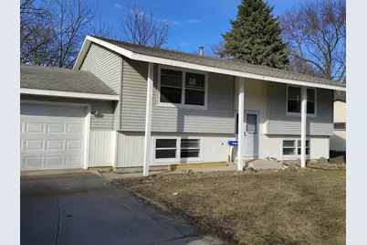520 8th Avenue NW, Waseca, MN 56093 - Photo 1
