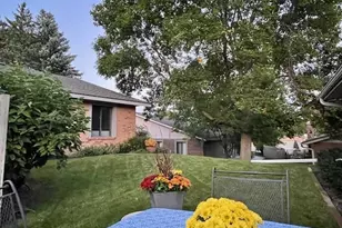 1930 Kingsview Ln N, Plymouth, MN 55447 - Photo 3