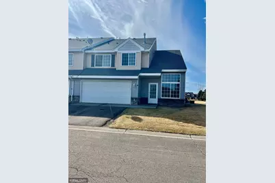 301 Roosevelt Street S #E, Cambridge, MN 55008 - Photo 1