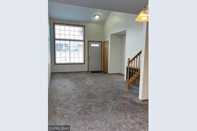 301 Roosevelt Street S #E, Cambridge, MN 55008 - Photo 3